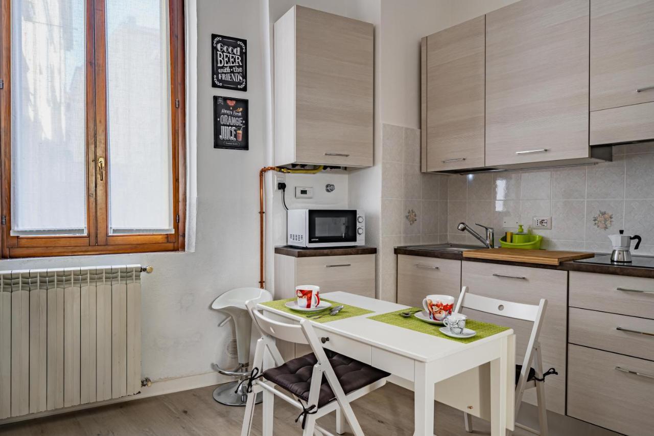 Milano, La Casetta Di Beatrice - By Host4U Exterior photo