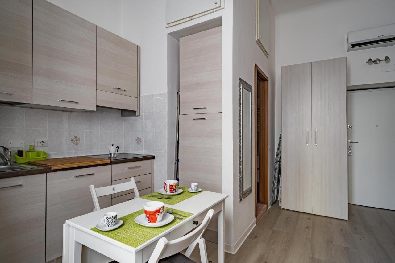 Milano, La Casetta Di Beatrice - By Host4U Exterior photo