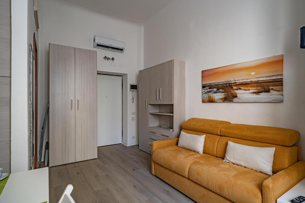 Milano, La Casetta Di Beatrice - By Host4U Exterior photo