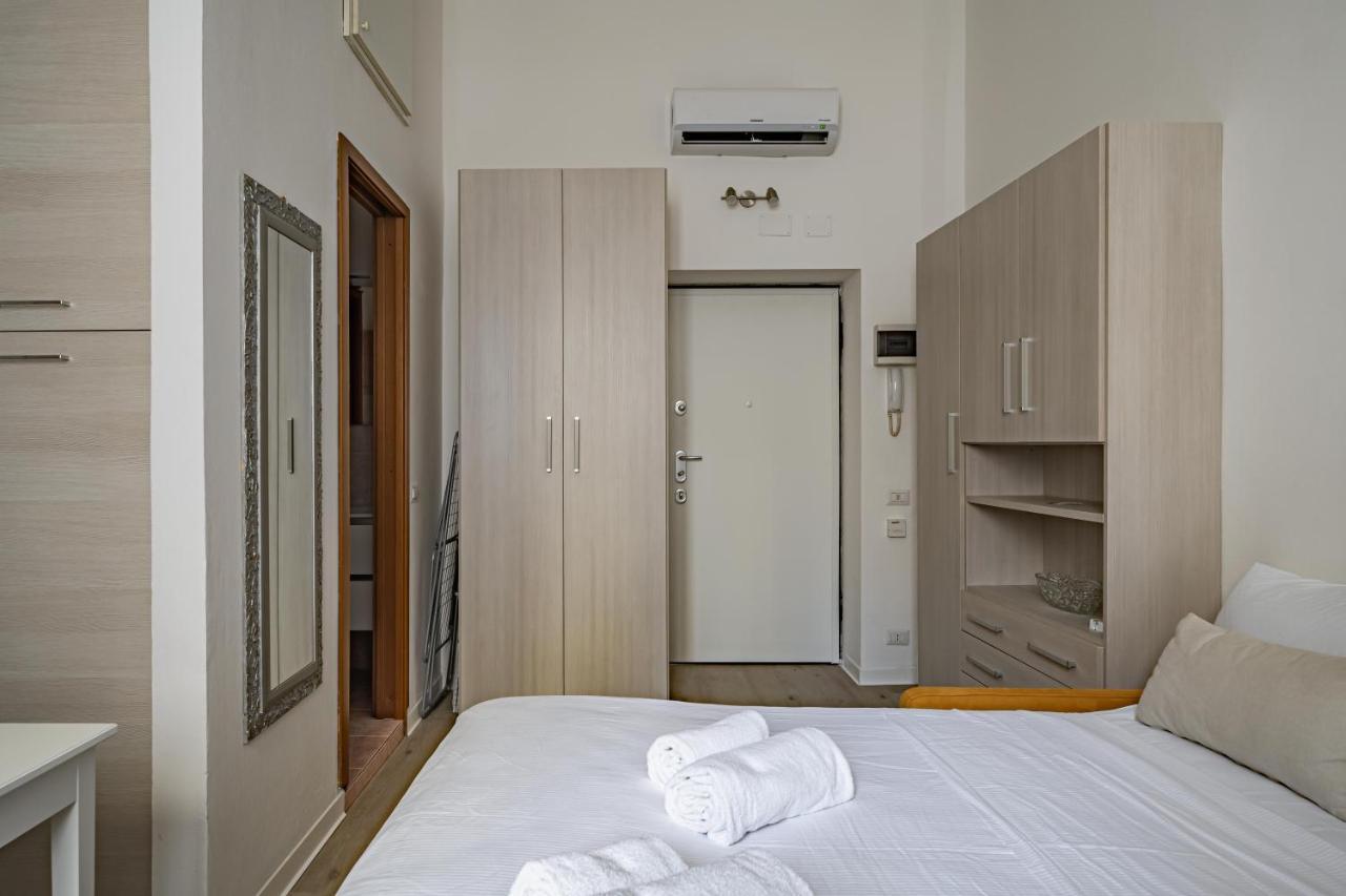 Milano, La Casetta Di Beatrice - By Host4U Exterior photo