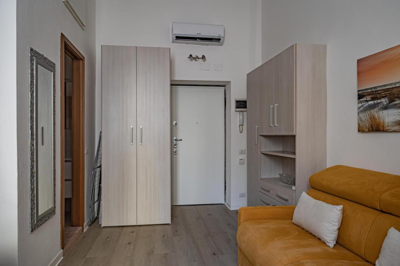 Milano, La Casetta Di Beatrice - By Host4U Exterior photo